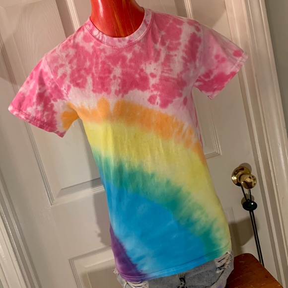 Kawaii Rainbow Tie Dye Shirt - Picture 5 of 9